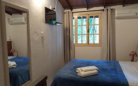 Pitanga Ilha Grande Cama e Café